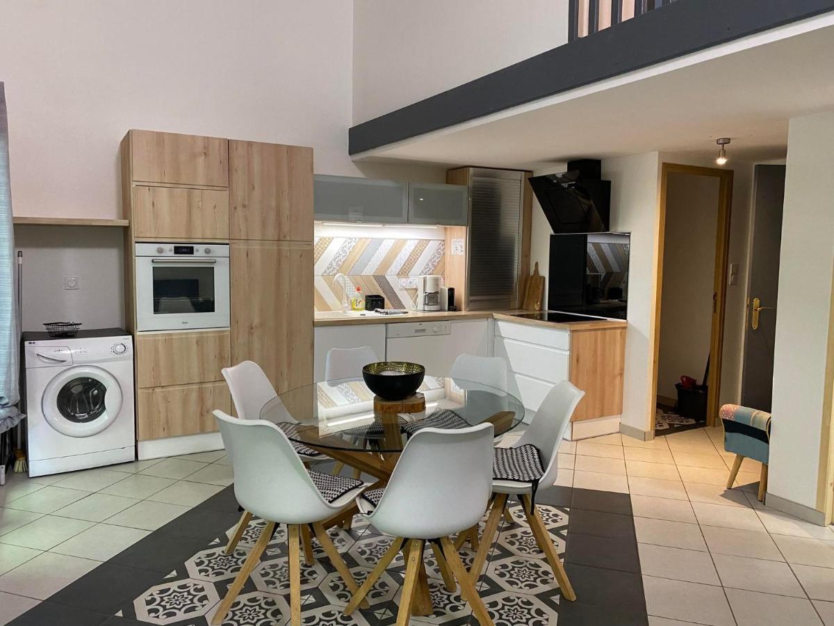 Appartement Cosy - Les Ecureuils Ares Zewnętrze zdjęcie