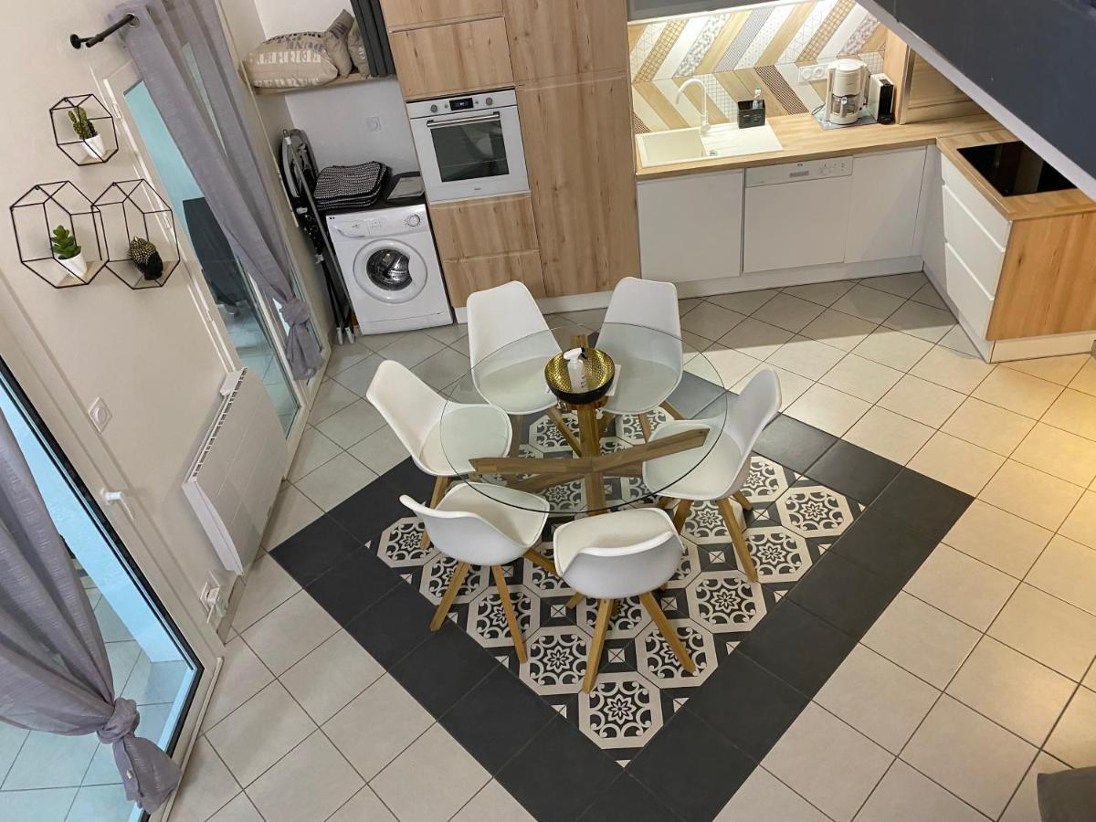 Appartement Cosy - Les Ecureuils Ares Zewnętrze zdjęcie