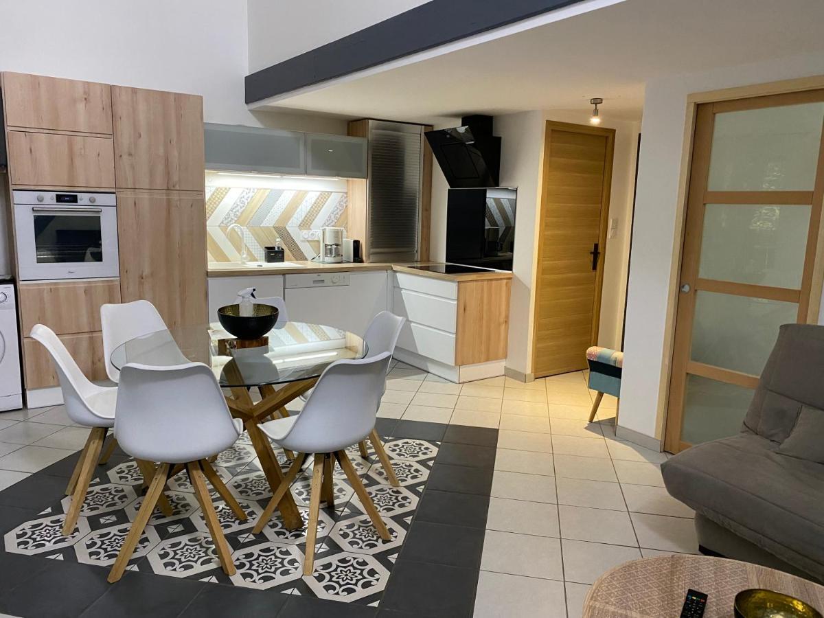 Appartement Cosy - Les Ecureuils Ares Zewnętrze zdjęcie