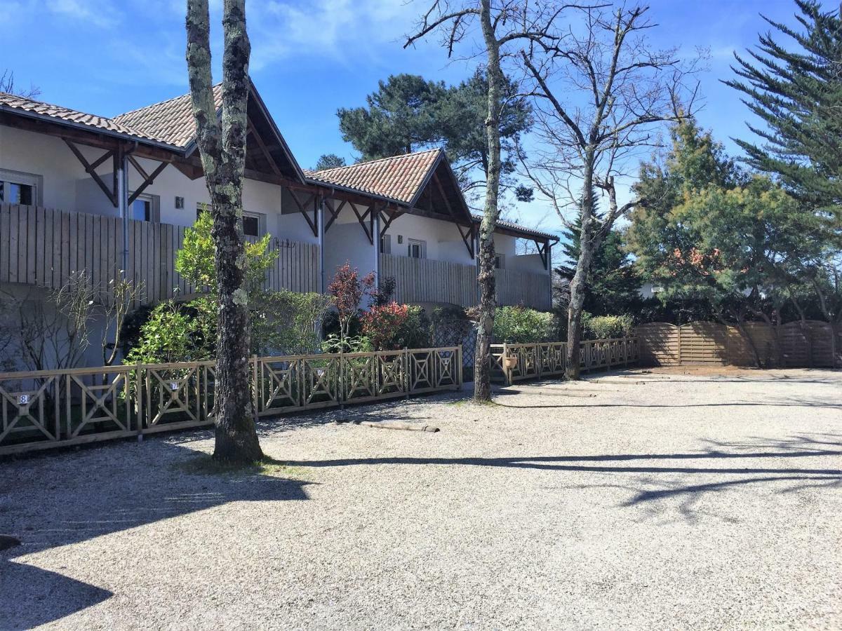 Appartement Cosy - Les Ecureuils Ares Zewnętrze zdjęcie