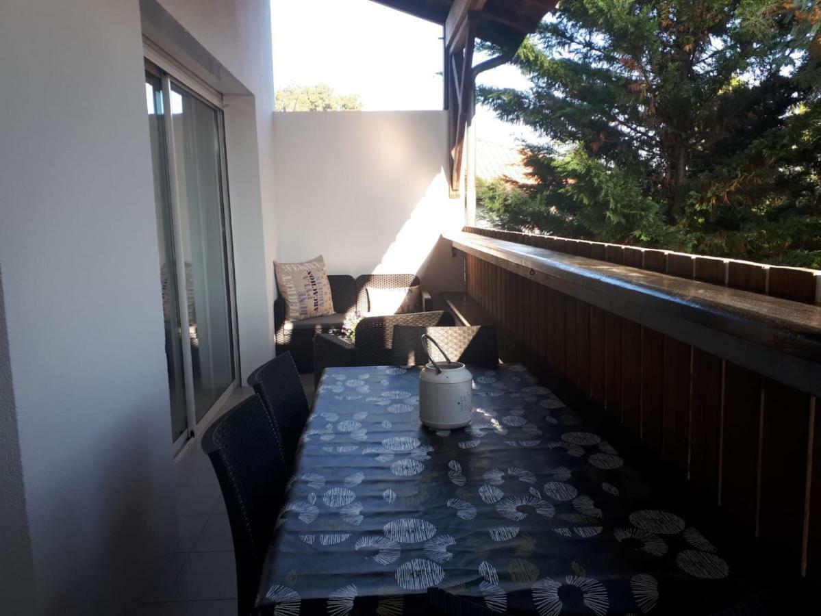 Appartement Cosy - Les Ecureuils Ares Zewnętrze zdjęcie