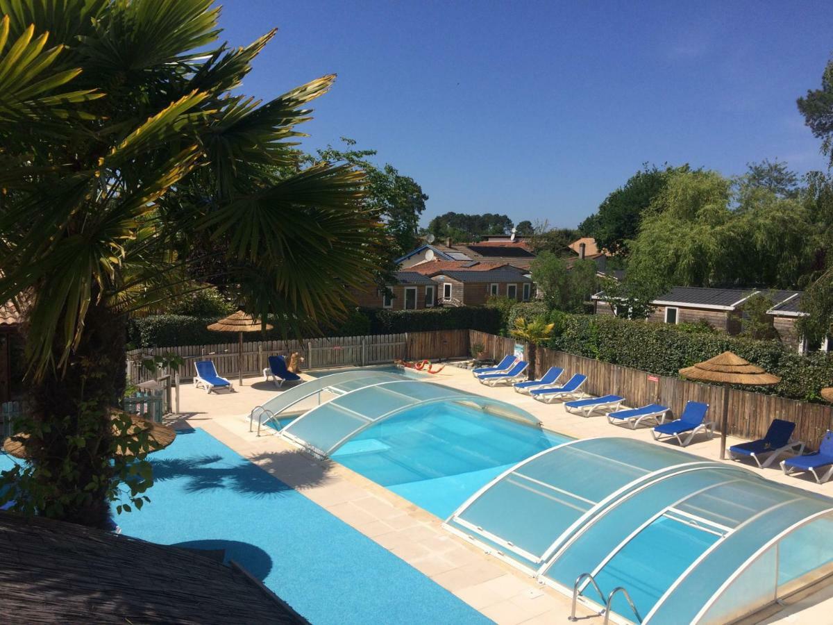 Appartement Cosy - Les Ecureuils Ares Zewnętrze zdjęcie
